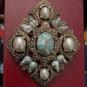 Sarah Coventry Gold and Turquoise Brooch